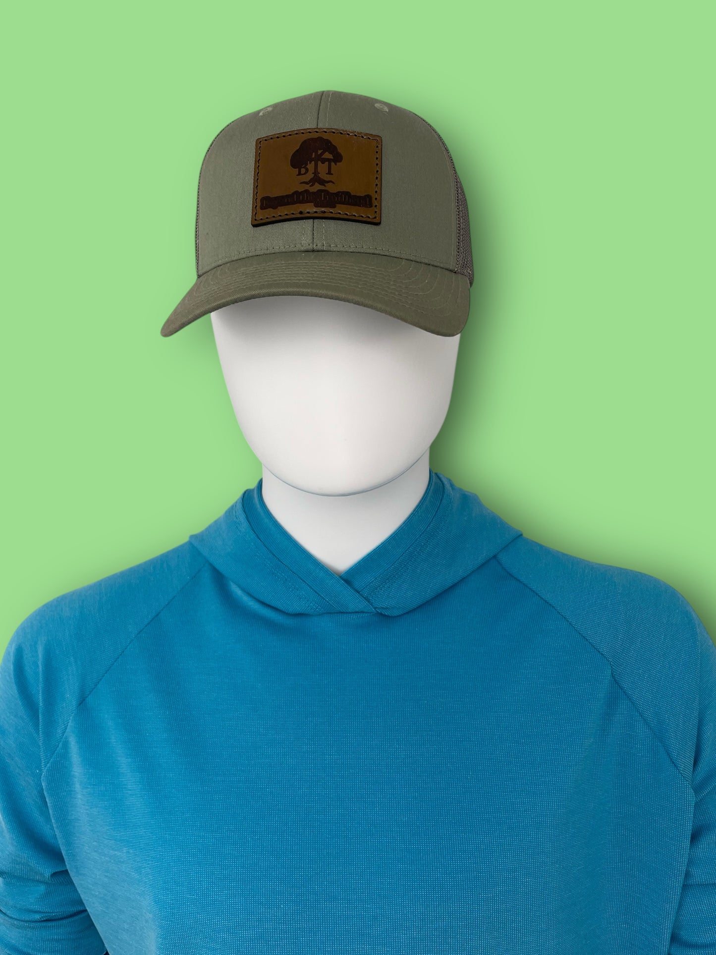 SolVale Sun Hoodie - 30+ UPF | Sky Blue